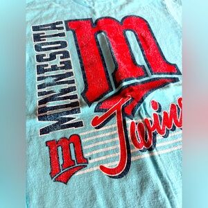 MN twins unisex 47 vintage t shirt size small. Fitted t. Great condition.